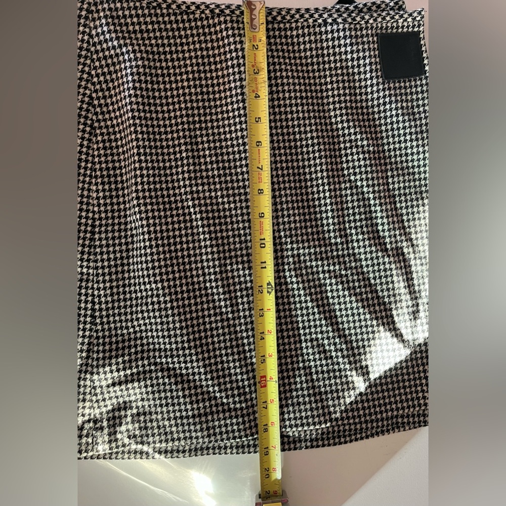 Women’s vintage Ralph Lauren Skirt White Black Houndstooth Wool Wrap Lined 8 - Picture 7 of 9